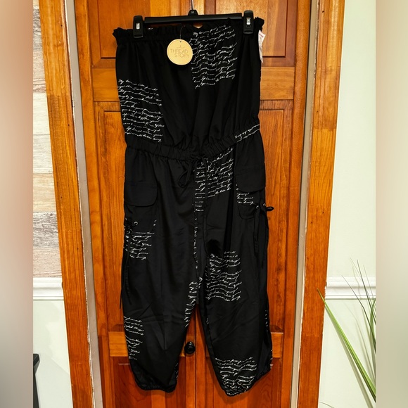 Strapless Capri Jumpsuit - Picture 1 of 7